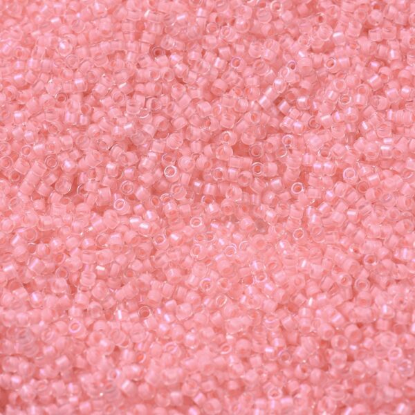 ce0552f0bbb803709e47ebced24e2acf MIYUKI DB0070 Delica Beads 11/0 - Transparent Rose Pink Lined, 100g/bag