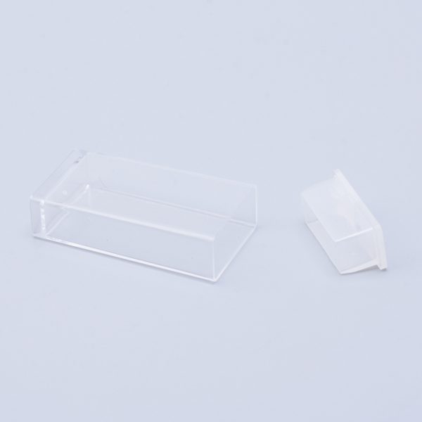 CON R010 03 2 Rectangle Clear Plastic Bead Container with Snap Closure, 5x2.7x1.2cm, Hole: 0.9x1cm; Capacity: 3ml(0.1 fl. oz), Sold per pkg of 100 pcs.