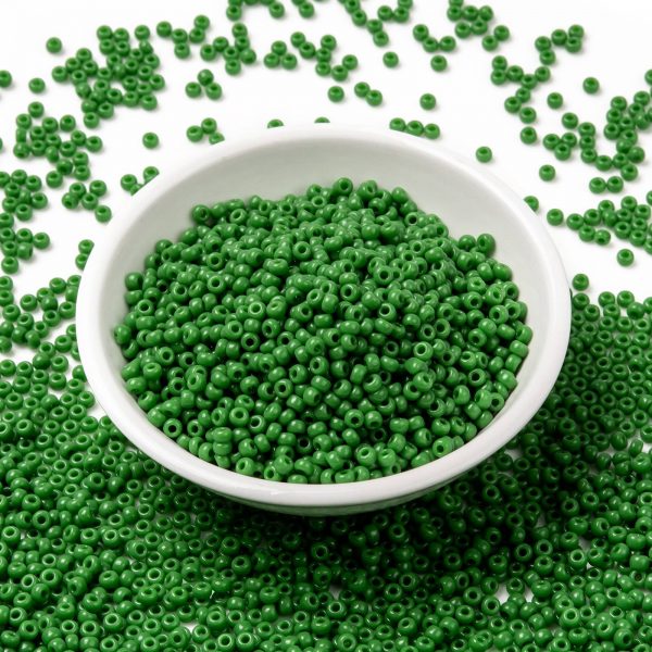 SEED JP0009 RR0411 RR411 Opaque Green MIYUKI Round Rocailles Beads 8/0 (8-411), 3mm, Hole: 1mm, 10g/tube