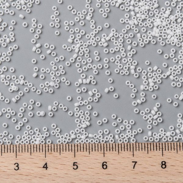 SEED JP0010 RR0402 2 RR402 White MIYUKI Round Rocailles Beads 15/0 (15-402), 1.5mm, Hole: 0.7mm; about 5555pcs/tube, 10g/tube