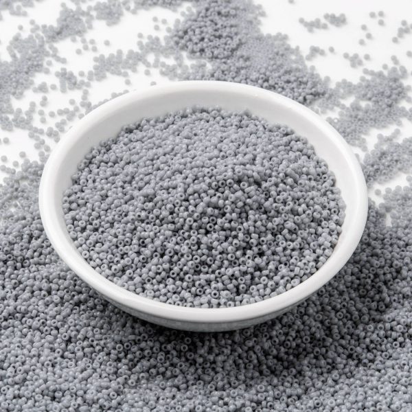 SEED X0056 RR0498 RR498 Opaque Cement Gray MIYUKI Round Rocailles Beads 15/0 (15-498), 1.5mm, Hole: 0.7mm; about 27777pcs/50g